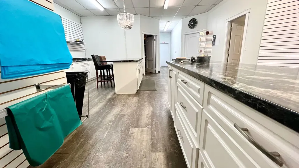 113 Main Street Oyen AB T0J 2J0