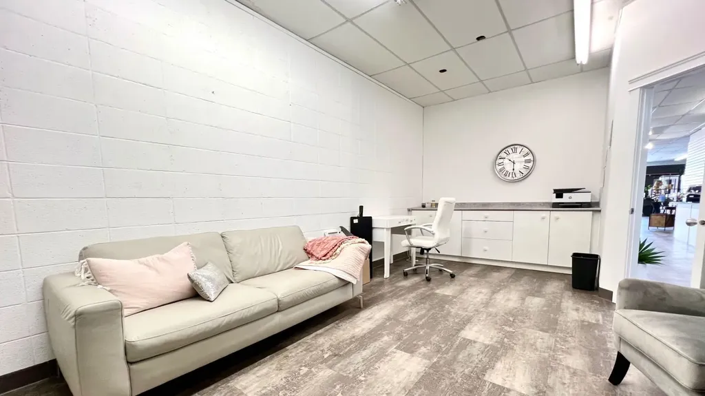 113 Main Street Oyen AB T0J 2J0