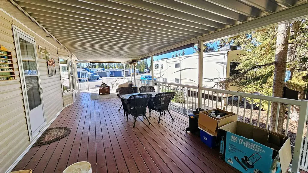32351 Range Road 55 Rural Mountain View County AB T0M 1X0