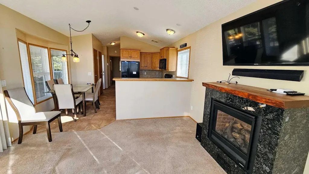 32351 Range Road 55 Rural Mountain View County AB T0M 1X0