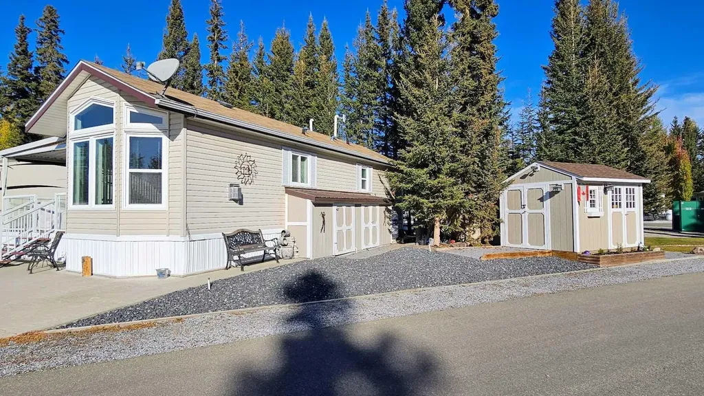 32351 Range Road 55 Rural Mountain View County AB T0M 1X0