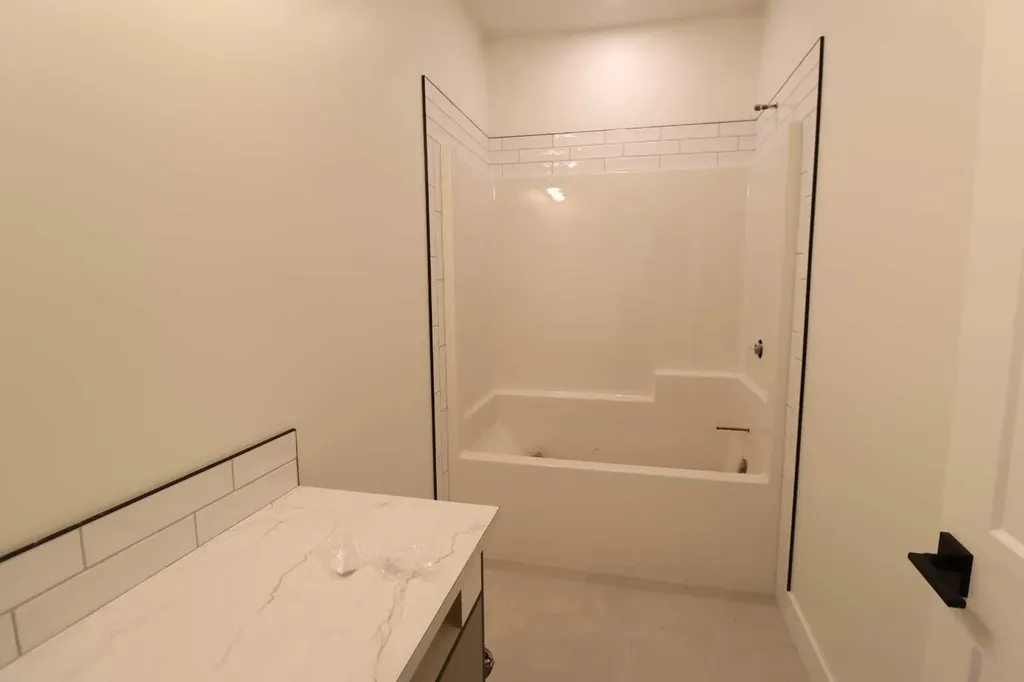 327 9 Street Picture Butte AB T0K 1V0