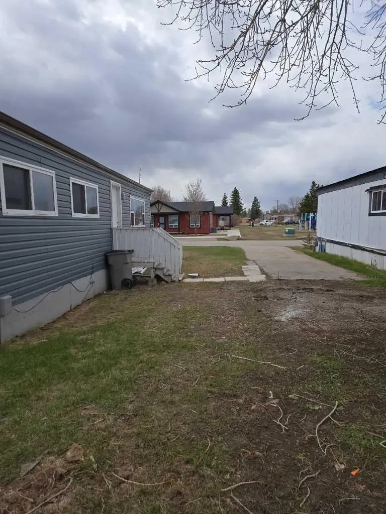 6220 17 Avenue SE Calgary AB T2A 0W6
