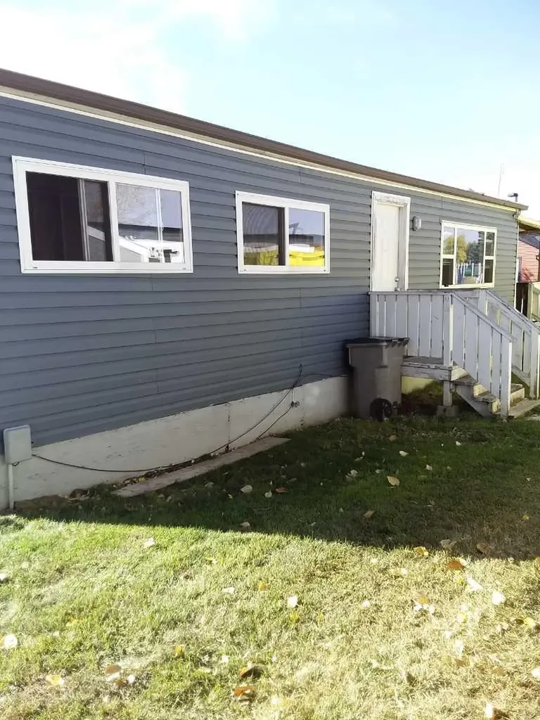 6220 17 Avenue SE Calgary AB T2A 0W6