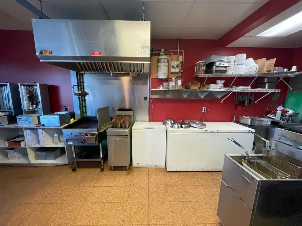 114 Park Street Hinton AB T7V 2B1