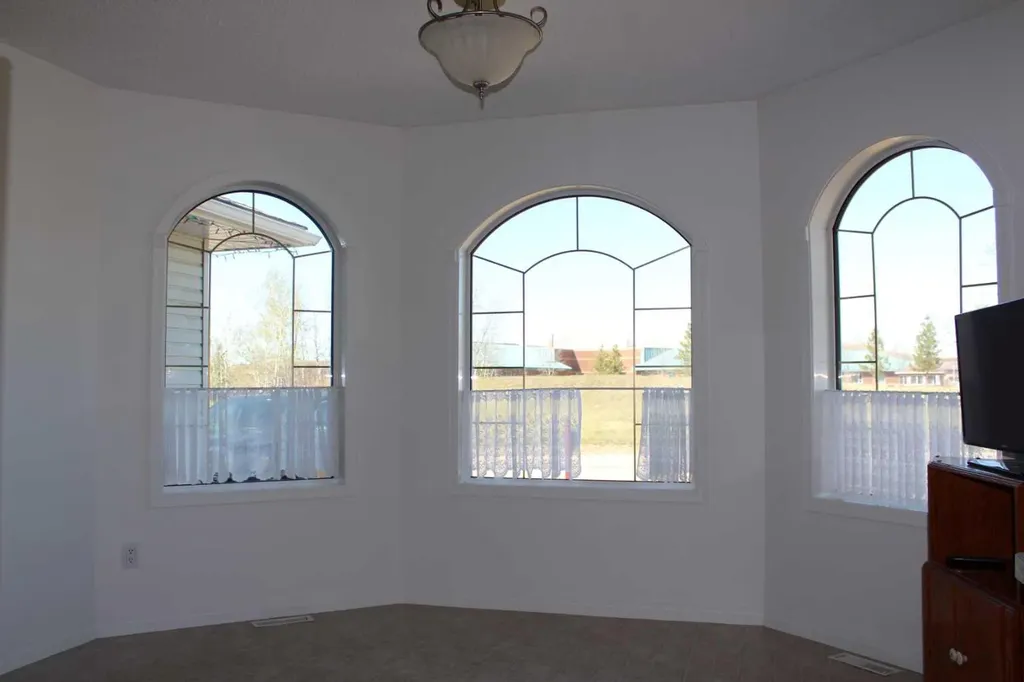 503 5th Avenue NE Manning AB T0H 2M0