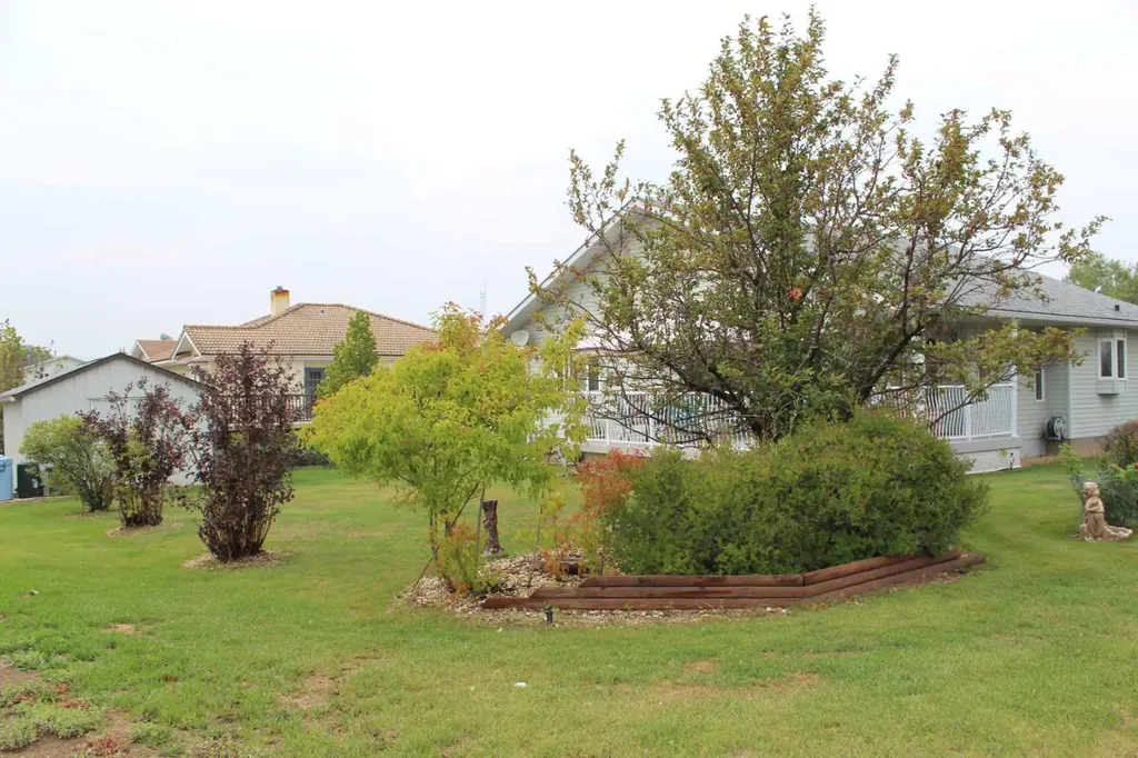 503 5th Avenue NE Manning AB T0H 2M0