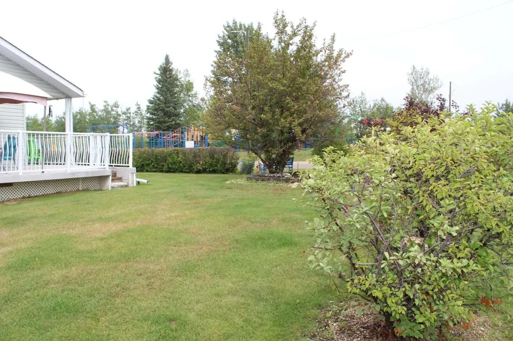 503 5th Avenue NE Manning AB T0H 2M0