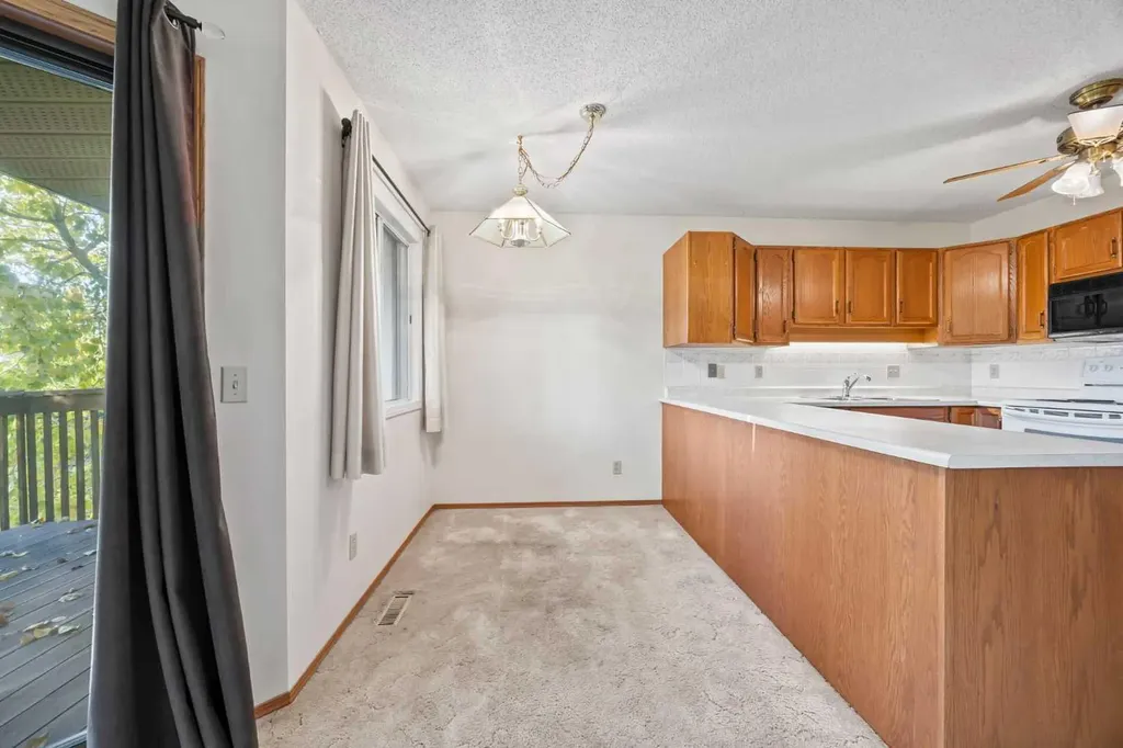 52 Sandarac Circle NW Calgary AB T3K 3V6