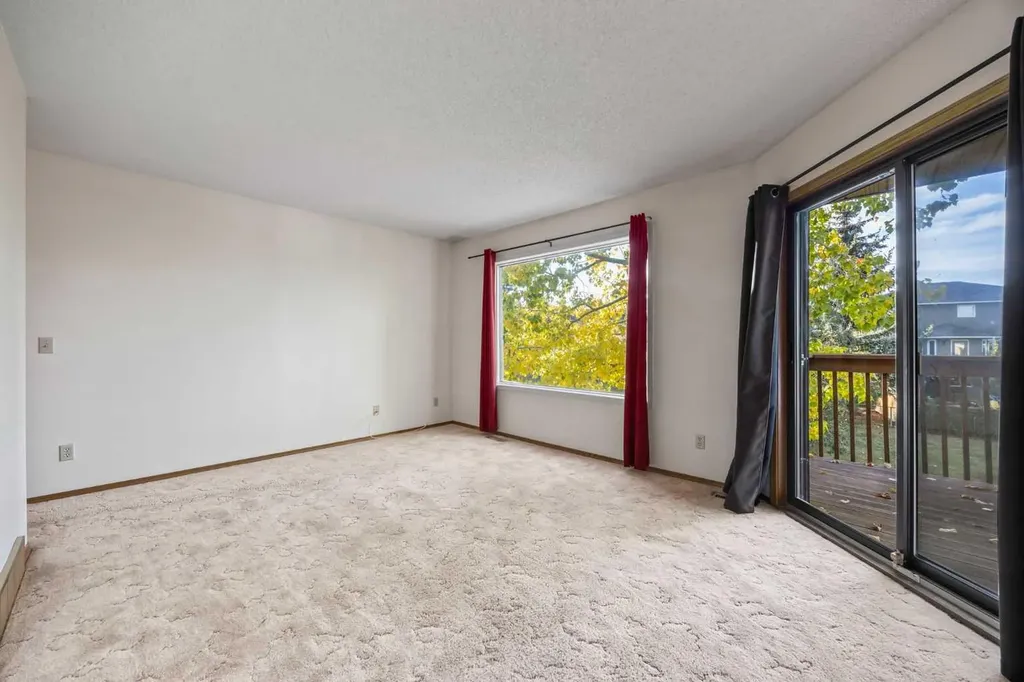 52 Sandarac Circle NW Calgary AB T3K 3V6