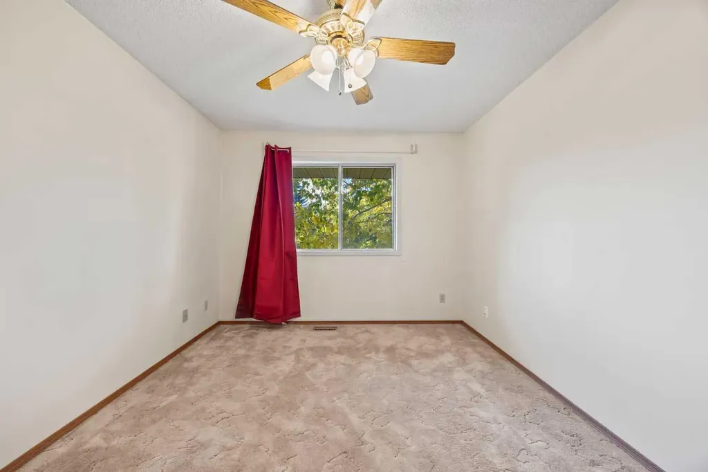 52 Sandarac Circle NW Calgary AB T3K 3V6