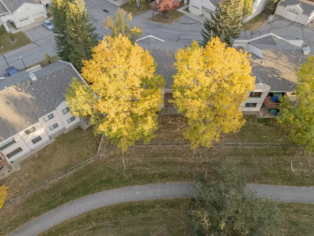 52 Sandarac Circle NW Calgary AB T3K 3V6