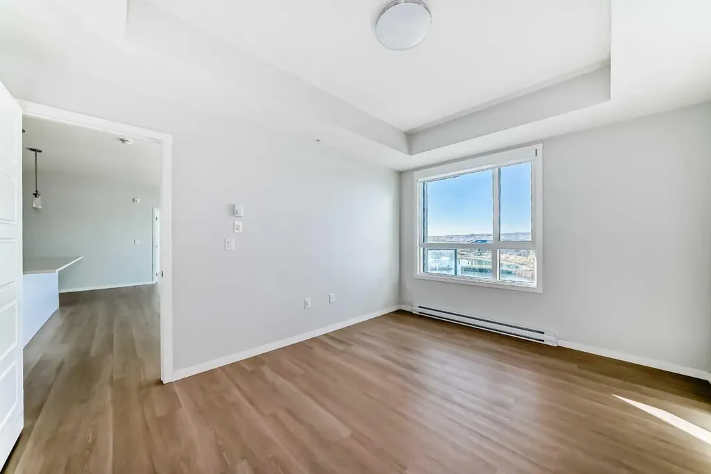 42 Cranbrook Gardens SE Calgary AB T3M 3N9
