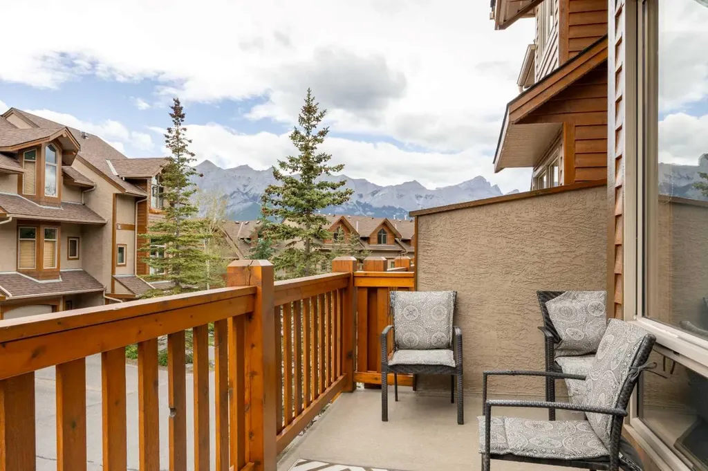 300 Eagle Terrace Road Canmore AB T1W 3E5