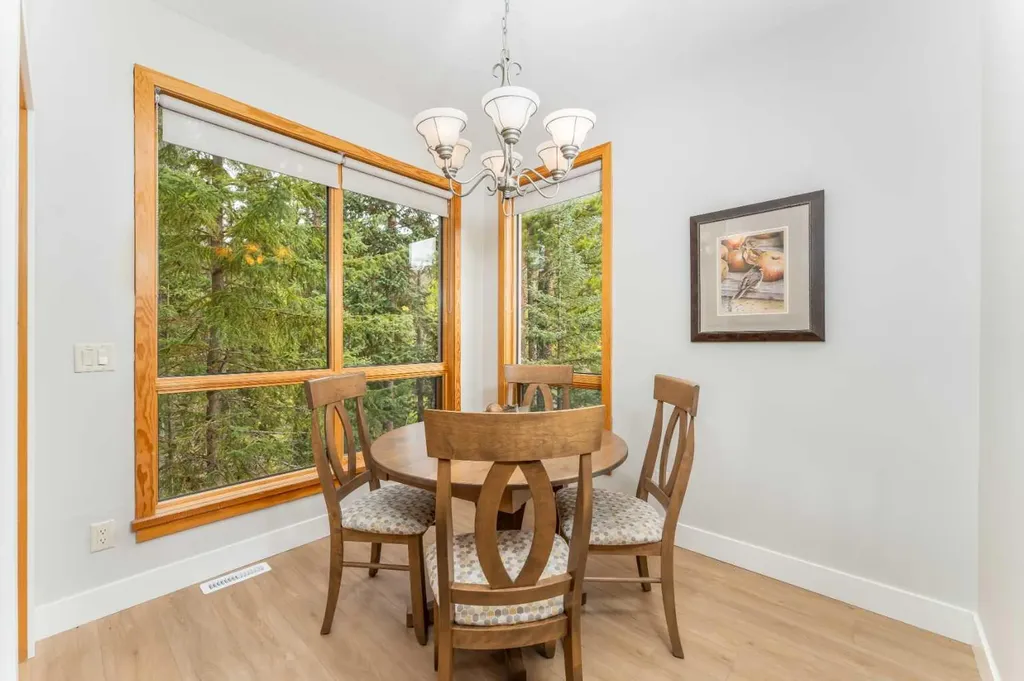 300 Eagle Terrace Road Canmore AB T1W 3E5