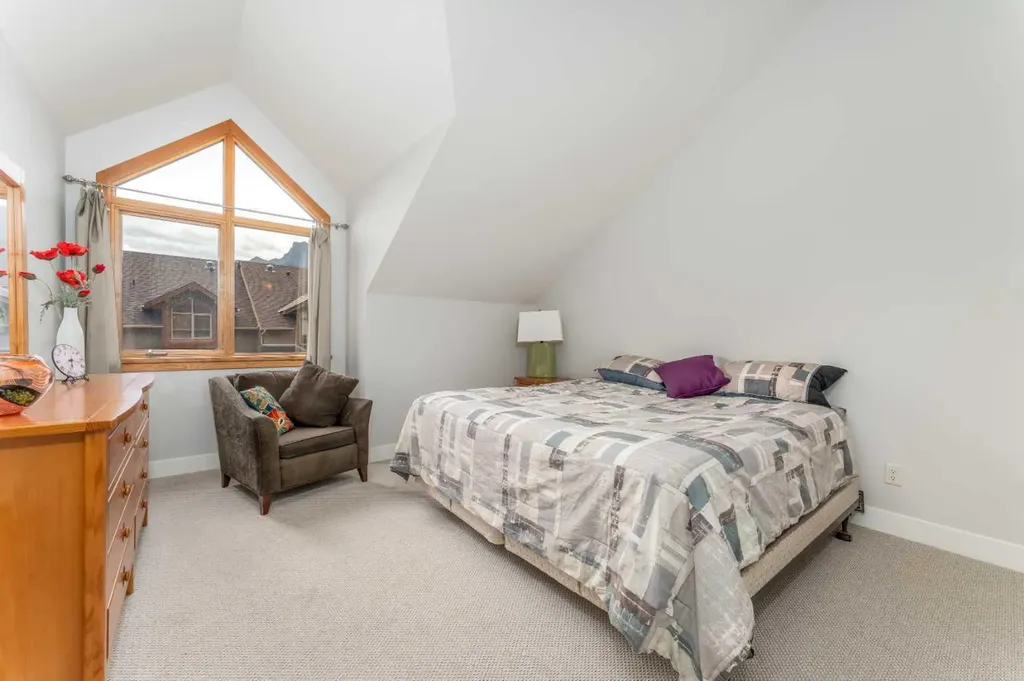 300 Eagle Terrace Road Canmore AB T1W 3E5