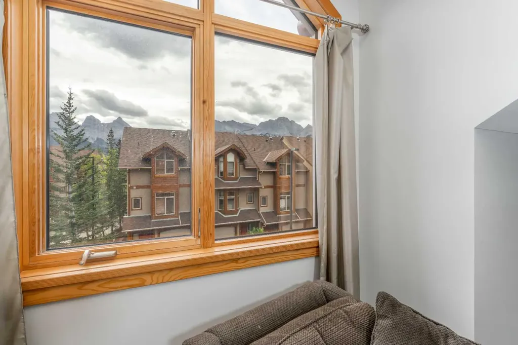 300 Eagle Terrace Road Canmore AB T1W 3E5