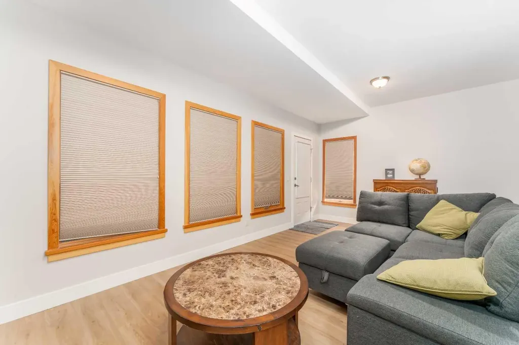 300 Eagle Terrace Road Canmore AB T1W 3E5