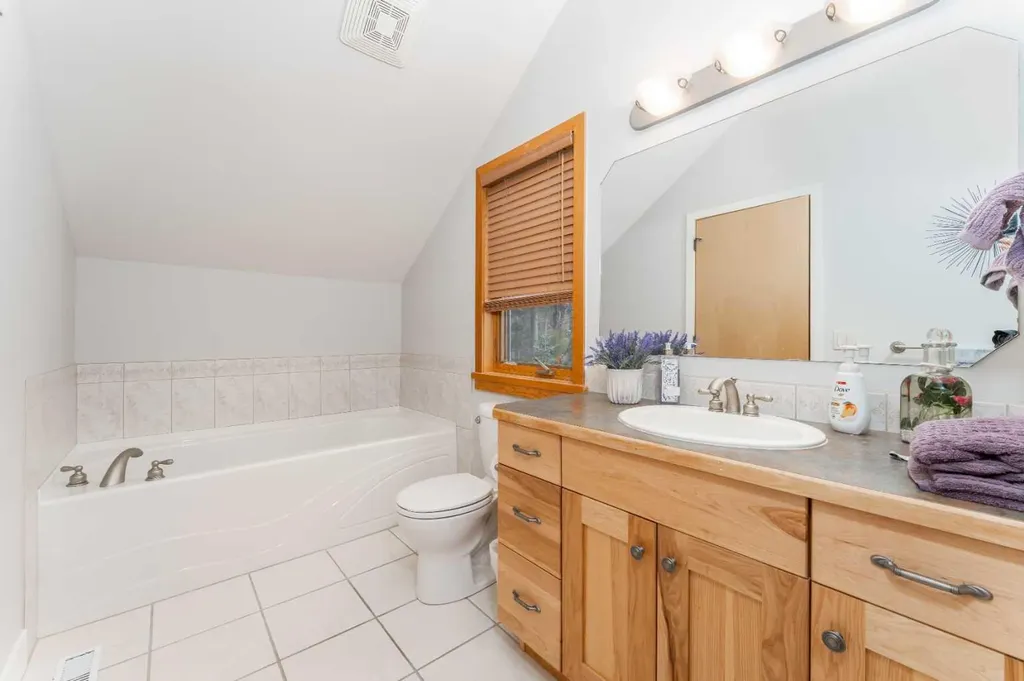 300 Eagle Terrace Road Canmore AB T1W 3E5