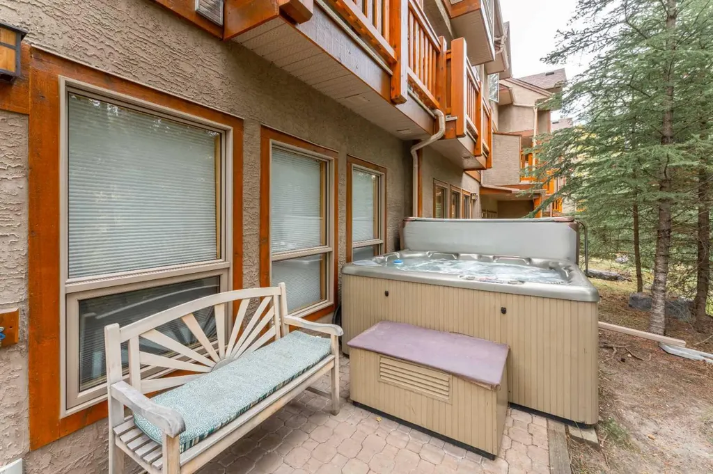 300 Eagle Terrace Road Canmore AB T1W 3E5