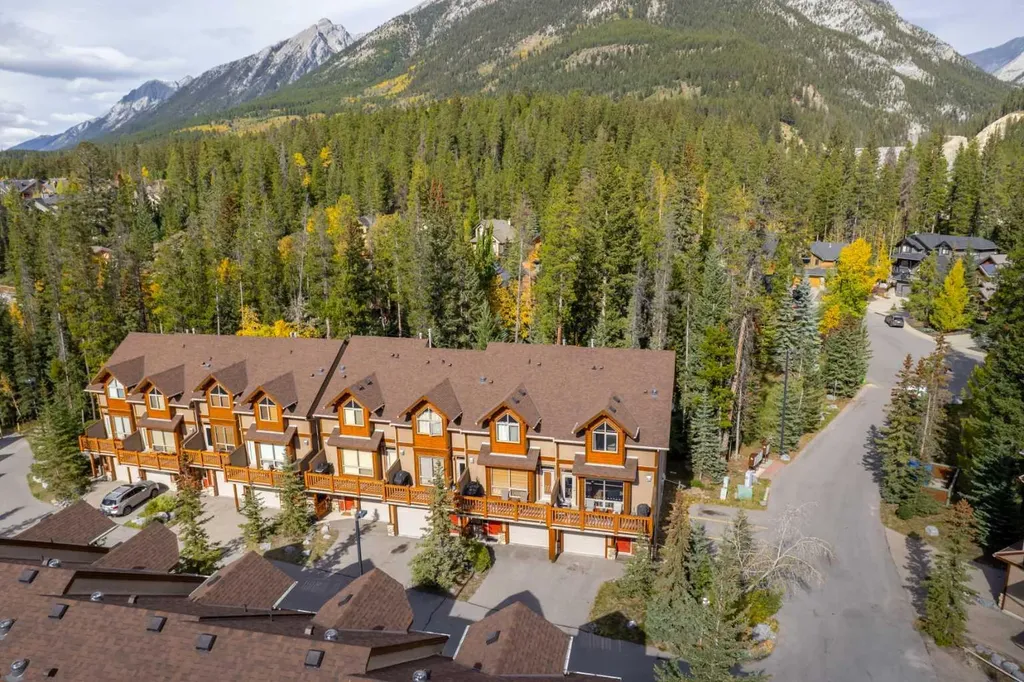 300 Eagle Terrace Road Canmore AB T1W 3E5