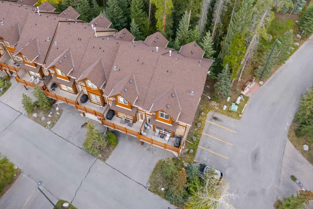 300 Eagle Terrace Road Canmore AB T1W 3E5