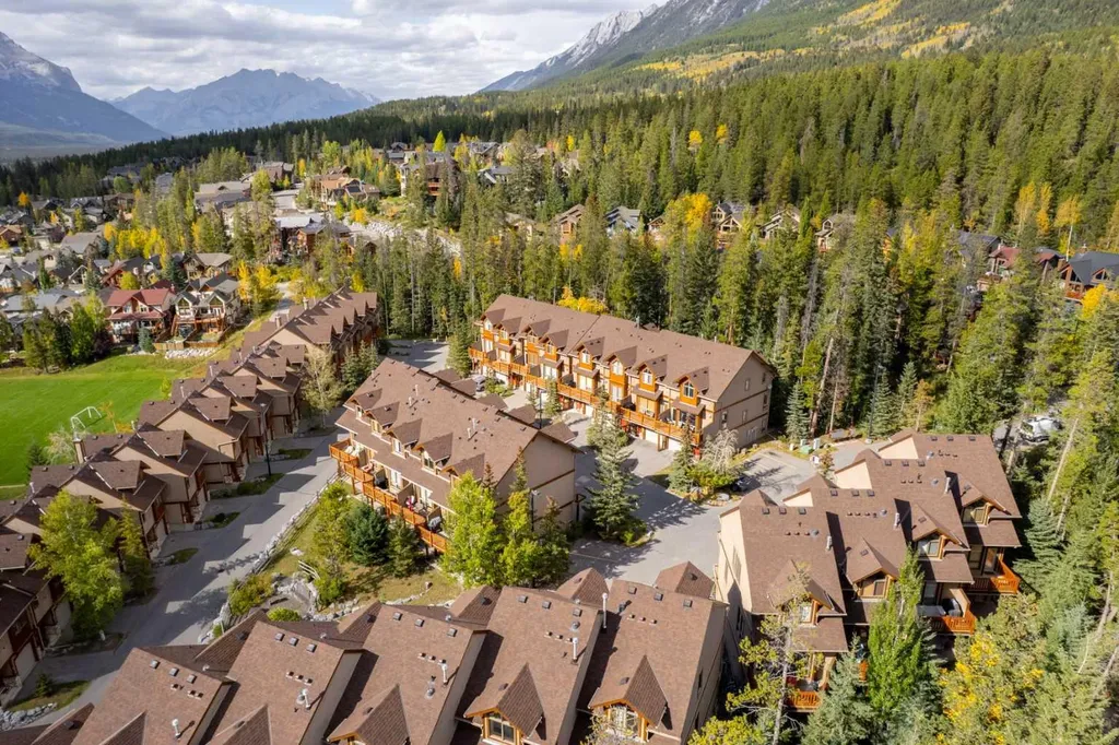 300 Eagle Terrace Road Canmore AB T1W 3E5