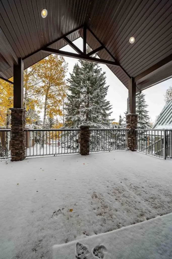 210 6 Avenue Rural Cypress County AB T0J1C0