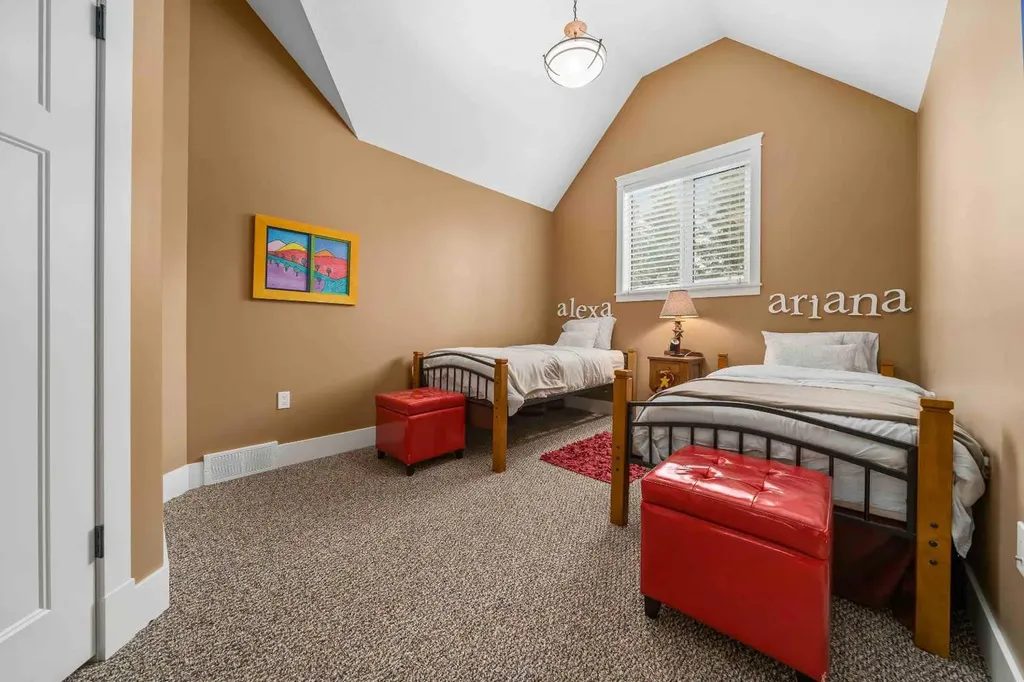 210 6 Avenue Rural Cypress County AB T0J1C0