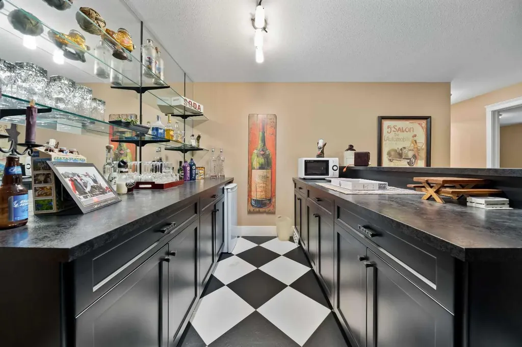 210 6 Avenue Rural Cypress County AB T0J1C0