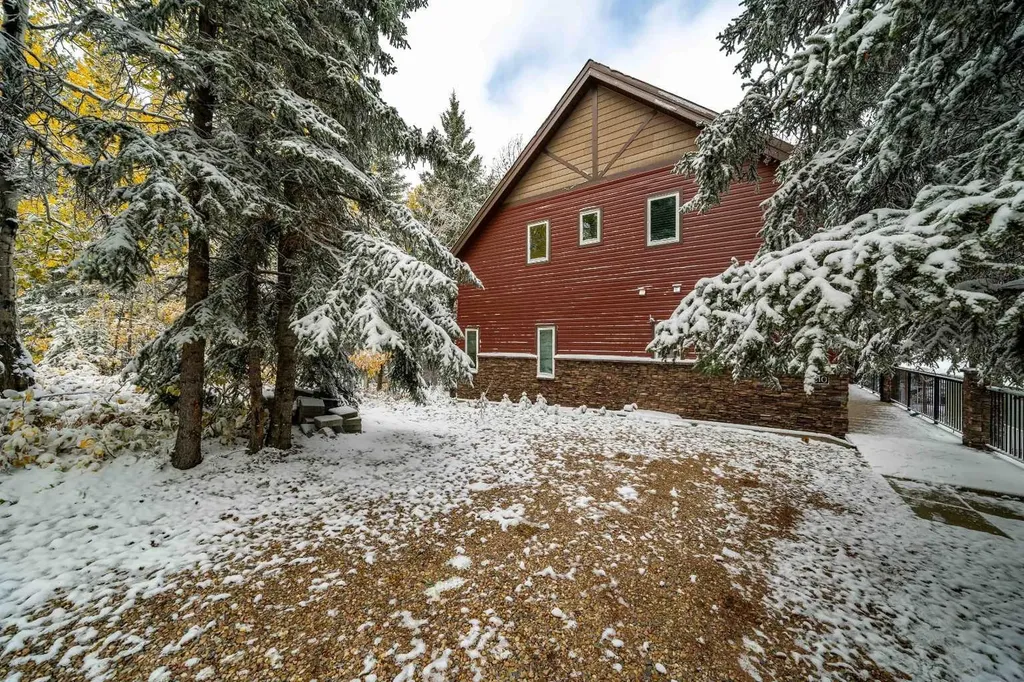 210 6 Avenue Rural Cypress County AB T0J1C0