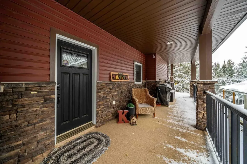 210 6 Avenue Rural Cypress County AB T0J1C0