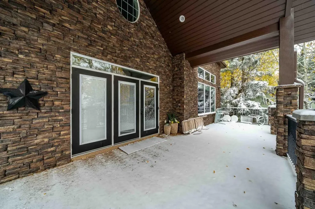 210 6 Avenue Rural Cypress County AB T0J1C0