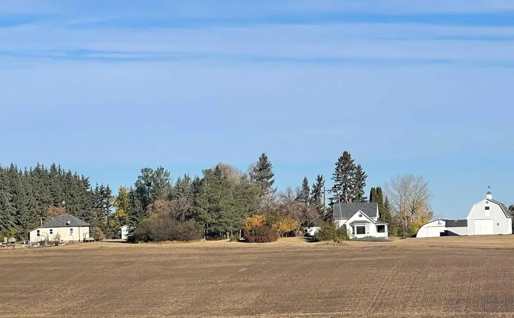 #472018 A&b Rural Wainwright No. 61 M.d. Of AB T9W 1T4