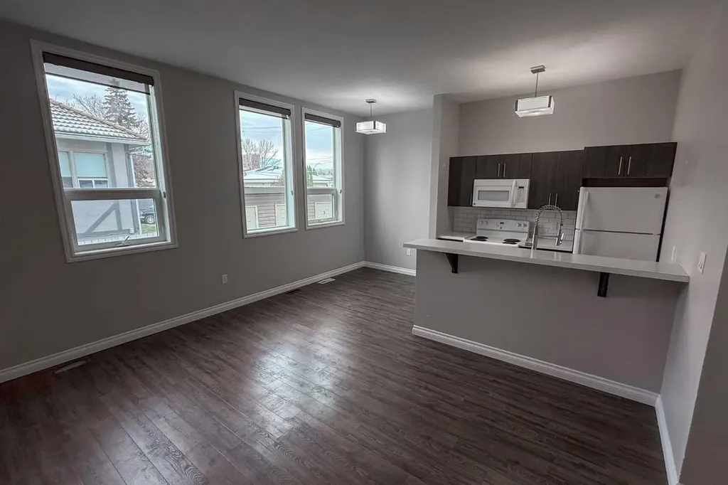 333 2 Street E Drumheller AB T0J 0Y4