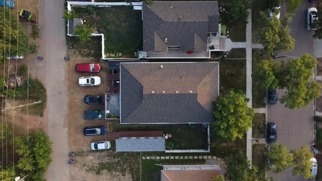 333 2 Street E Drumheller AB T0J 0Y4