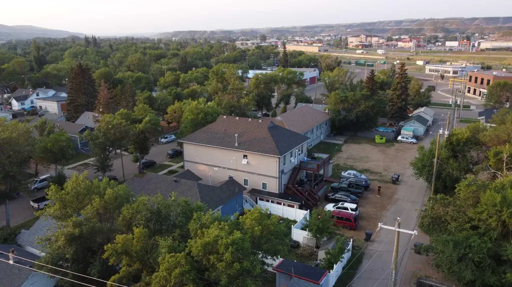 333 2 Street E Drumheller AB T0J 0Y4