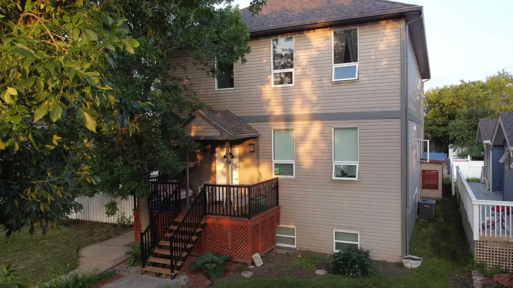 333 2 Street E Drumheller AB T0J 0Y4