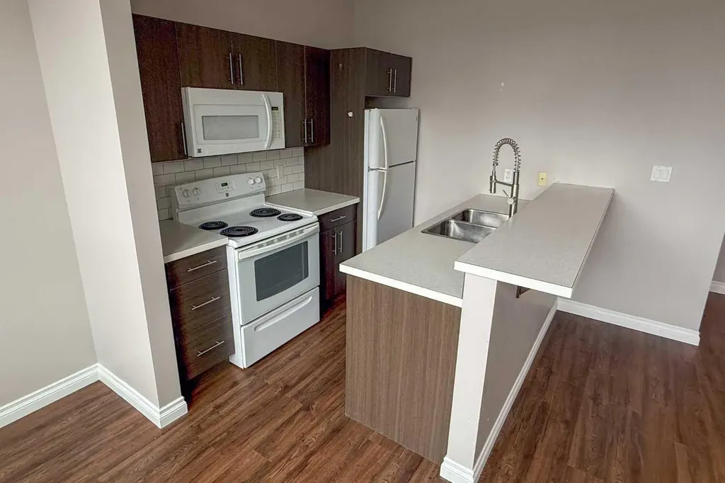 333 2 Street E Drumheller AB T0J 0Y4