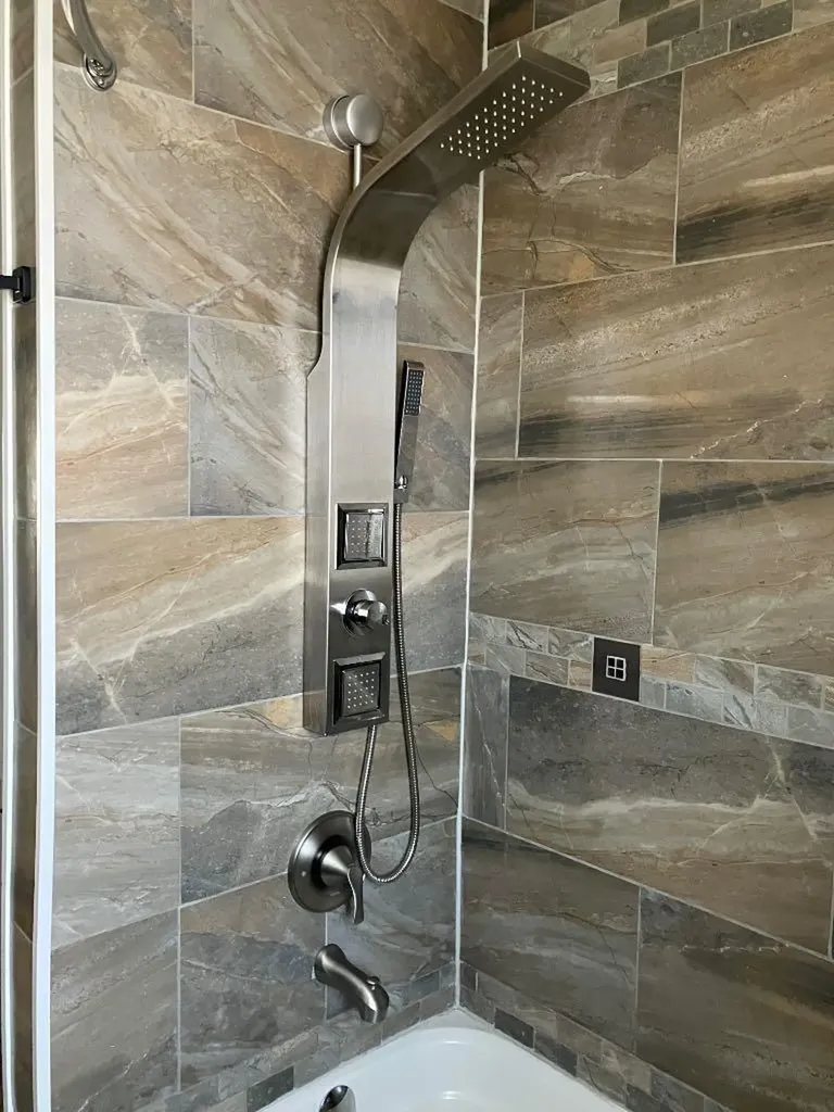 404 8 Street SW Medicine Hat AB T1A4M2