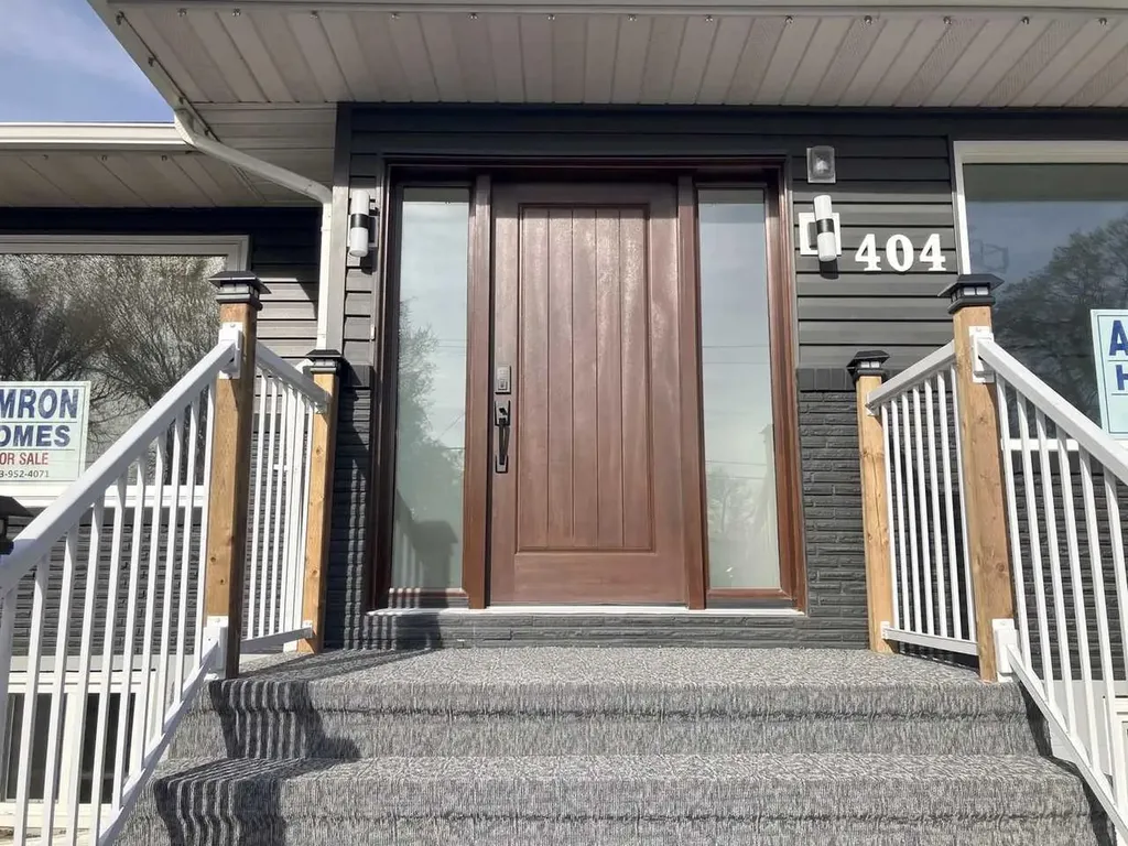 404 8 Street SW Medicine Hat AB T1A4M2