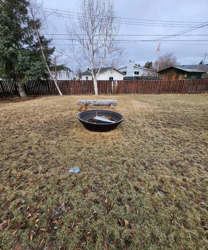 300 Hammond Drive Fox Creek AB T0H 1P0