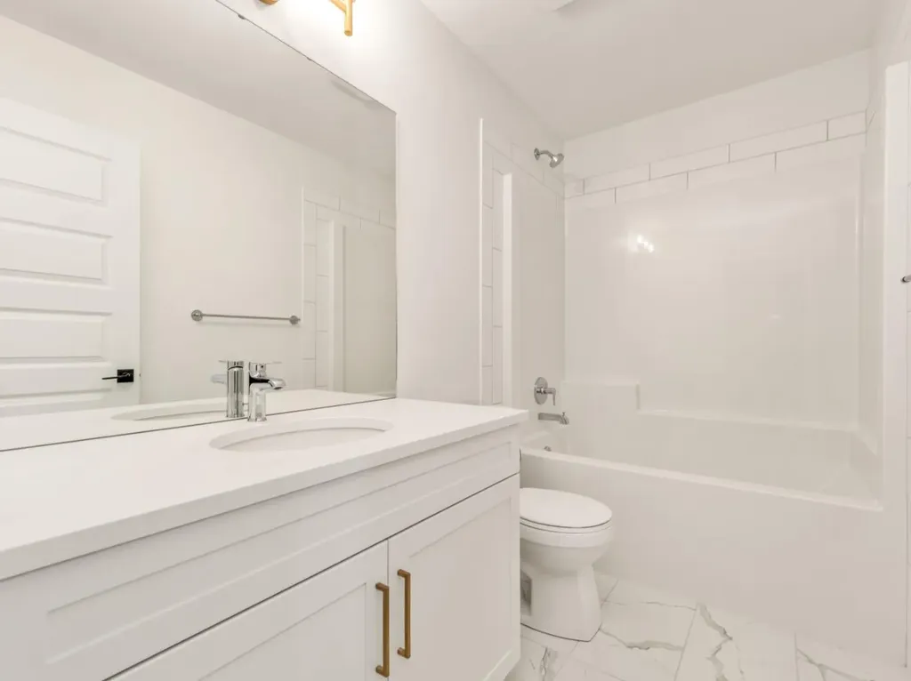 742 Violet Place W Lethbridge AB T1J5V1