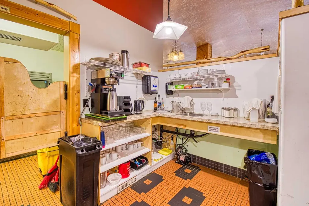 9925 100 Street Sexsmith AB T0H 3C0