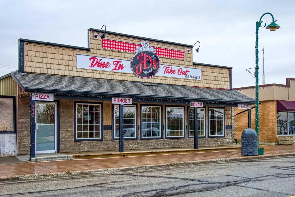 9925 100 Street Sexsmith AB T0H 3C0