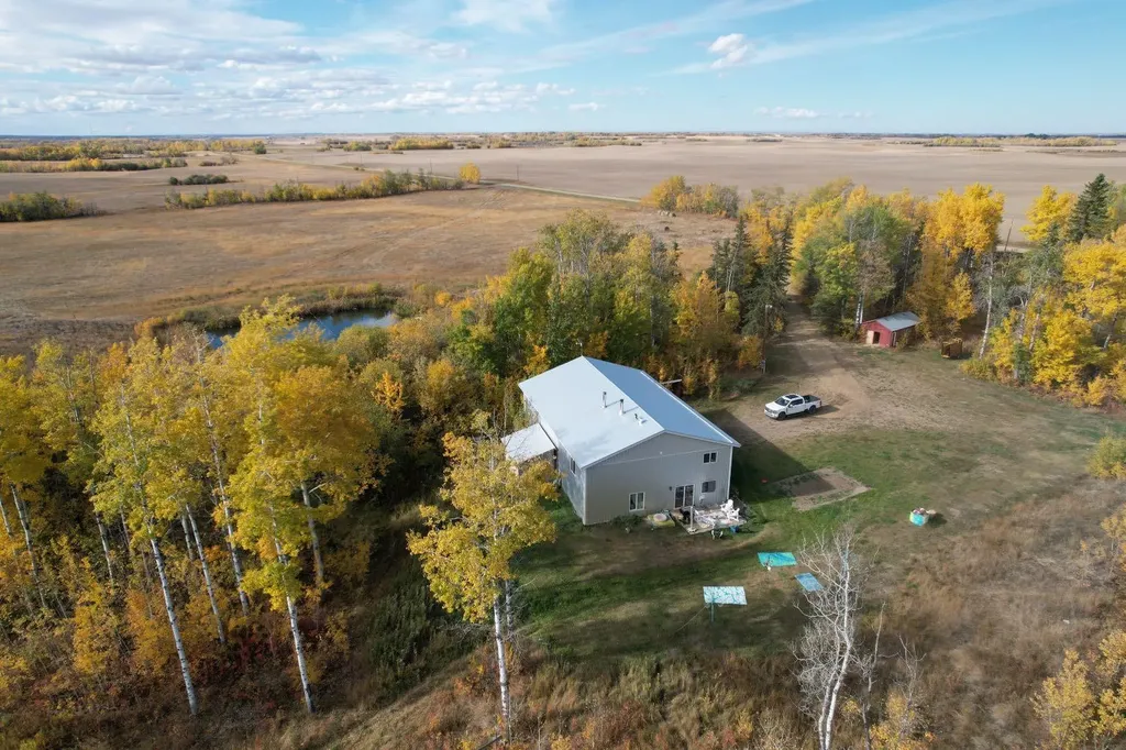 4081 Township Road 792 Rycroft AB T0H3A0