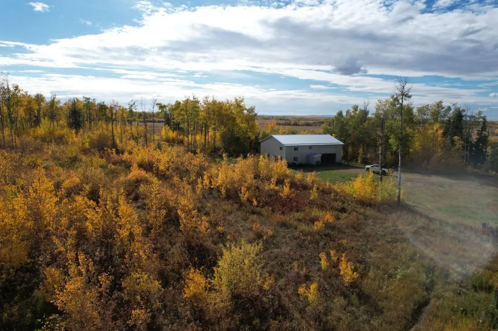 4081 Township Road 792 Rycroft AB T0H3A0