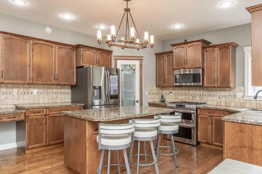 7206 61 Street Rocky Mountain House AB T4T 0A3
