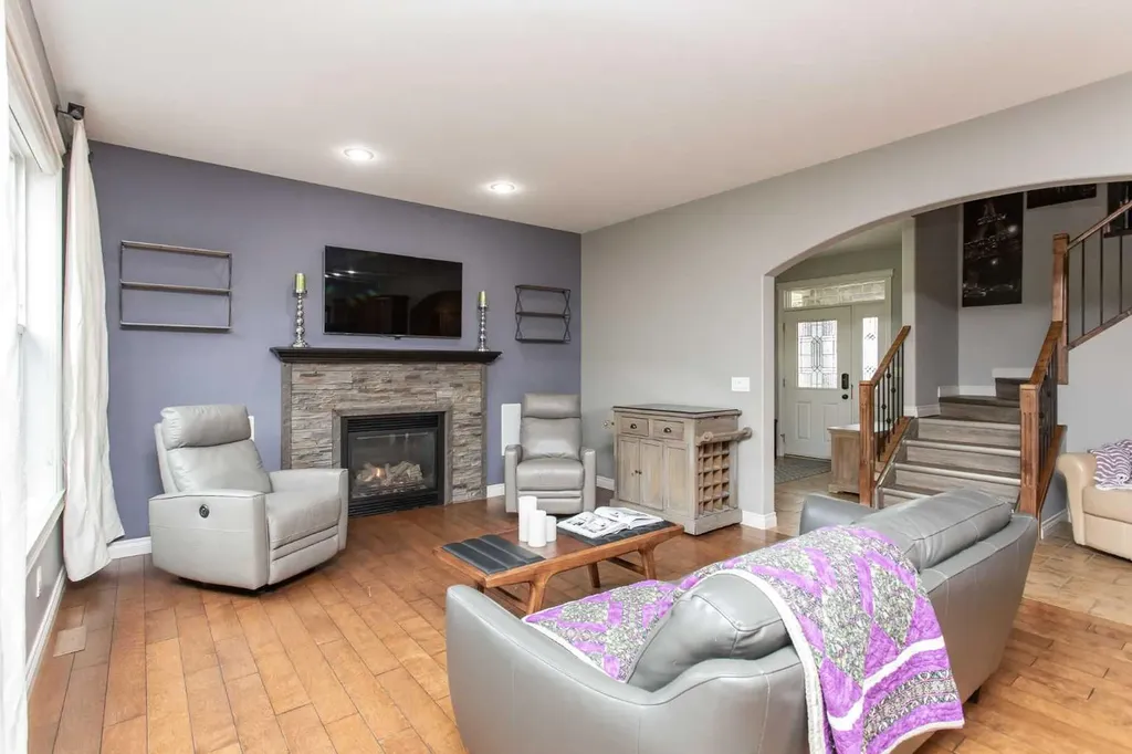 7206 61 Street Rocky Mountain House AB T4T 0A3