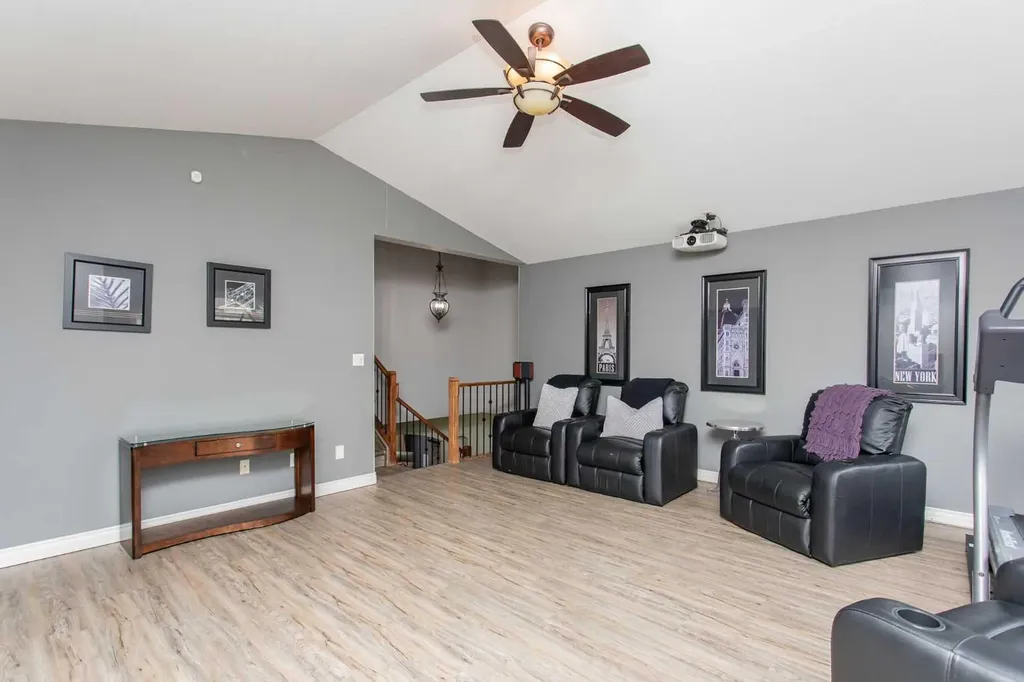 7206 61 Street Rocky Mountain House AB T4T 0A3